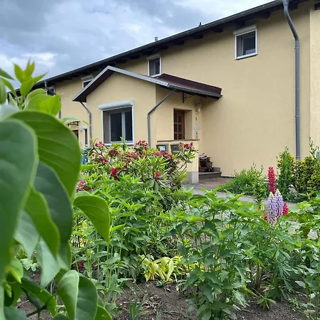 Land-ferienwohnung Mit Weitblick Im Ostseeland * Korchow